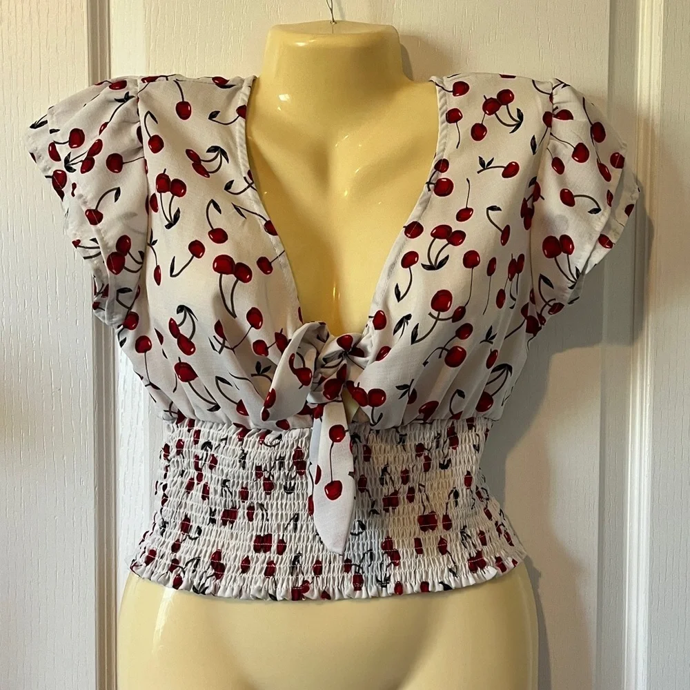 🍒 cherry print L size large tie top junior - Picture 2 of 5